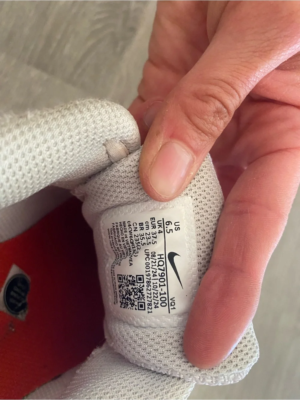 Nike Women White and Silver Sneakers with Red Accents